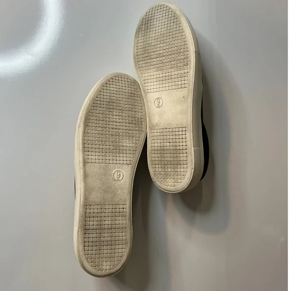 Big Buddha Black Embroidered Flowers Slip-on Skate Suede Loafers- 9 - Picture 2 of 9